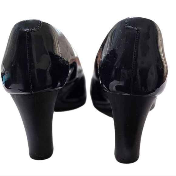 Rockport AdiPrene Navy Patent Leather Women's Shoes With Rubber Sole - Picture 6 of 8